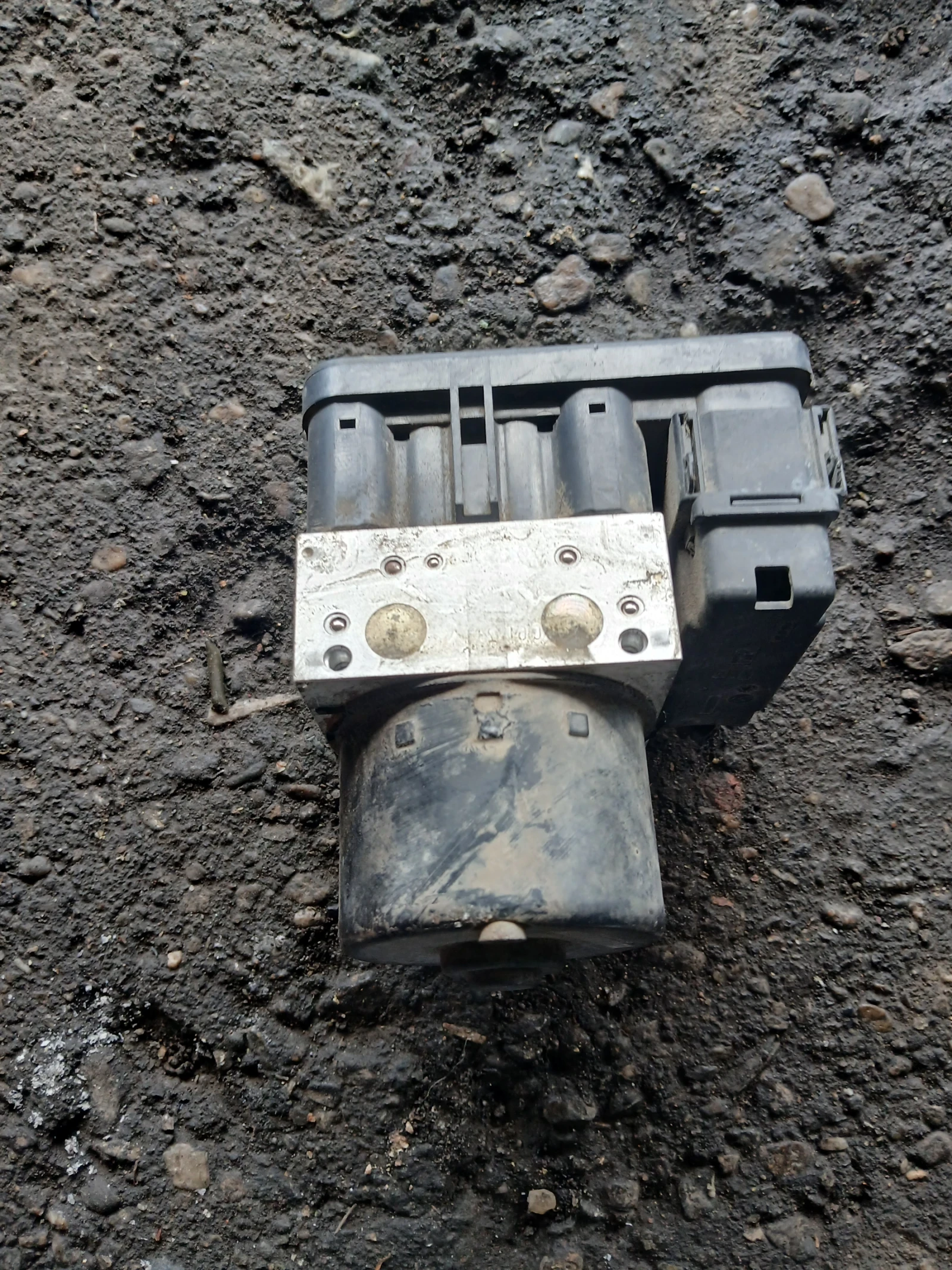 1K0 907 379 K ABS помпа VW GOLF 5, снимка 4 - Части - 54780192