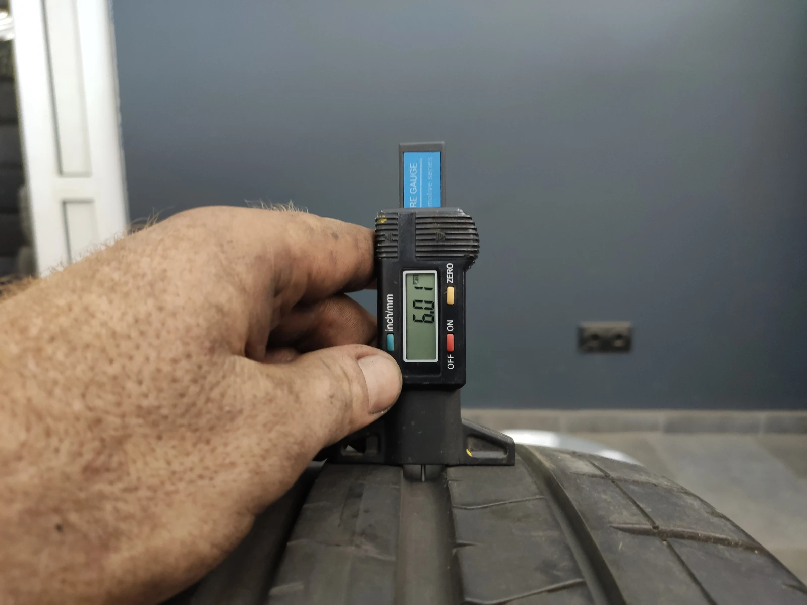  255/40R21 | Mobile.bg   3