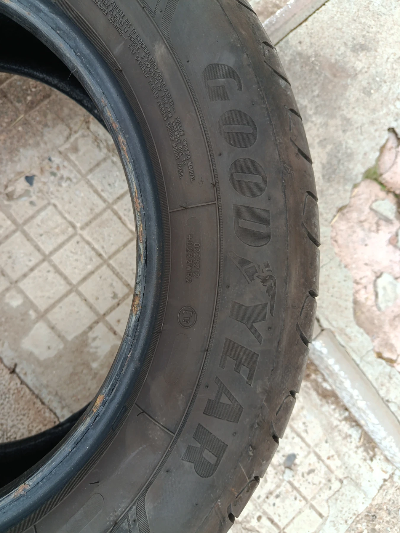 Гуми Летни 195/65R15, снимка 5 - Гуми и джанти - 54653813