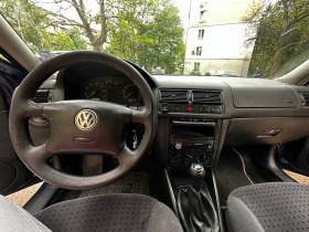 VW Golf 1.6 SR, снимка 11 - Автомобили и джипове - 45316854