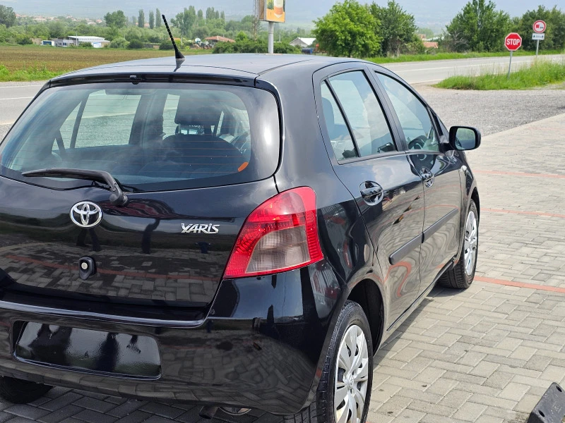 Toyota Yaris 1.4d, снимка 5 - Автомобили и джипове - 46354170