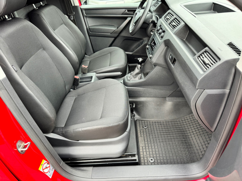 VW Caddy 2.0TDI 135.000km !, снимка 16 - Автомобили и джипове - 45878507