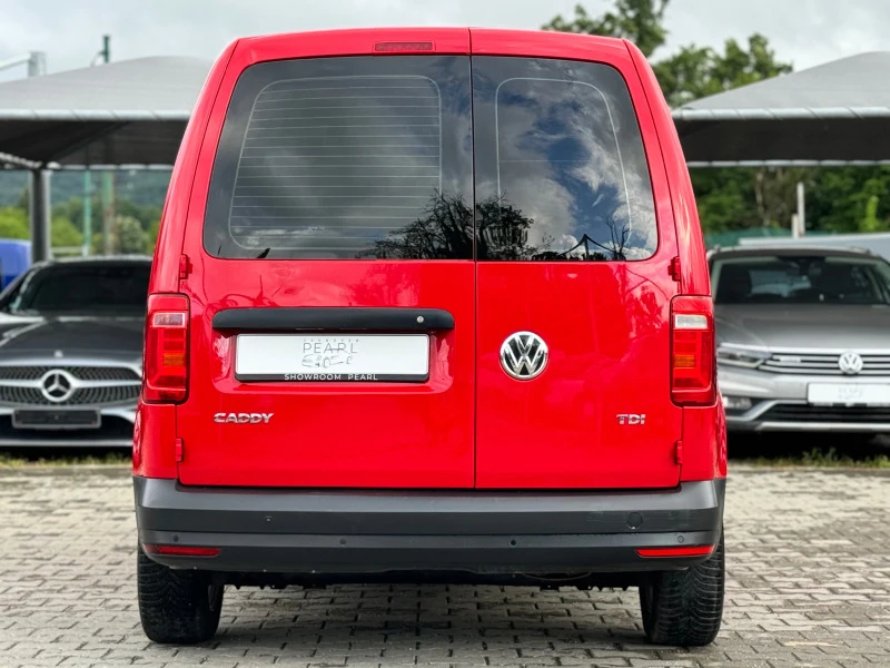 VW Caddy 2.0TDI 135.000km !, снимка 4 - Автомобили и джипове - 45878507