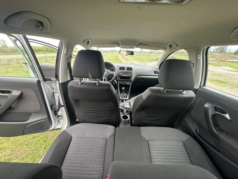 VW Polo 1.2 i, снимка 10 - Автомобили и джипове - 49702219
