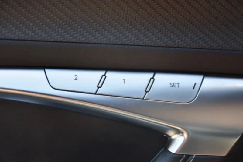 Audi Rs7 MATRIX* 360* B&O* ОБДУХВАНЕ* ВАКУМ* DIS* 600Hp* FU, снимка 10 - Автомобили и джипове - 52637369