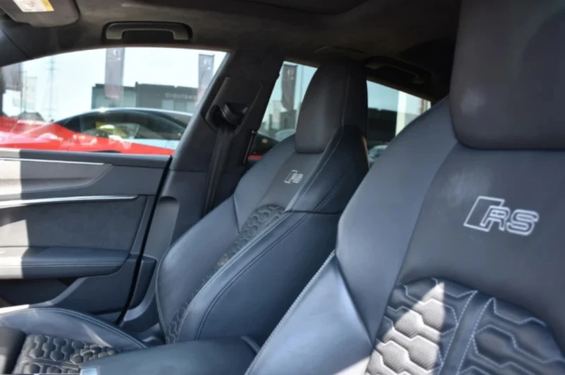 Audi Rs7 MATRIX* 360* B&O* ОБДУХВАНЕ* ВАКУМ* DIS* 600Hp* FU, снимка 7 - Автомобили и джипове - 52637369