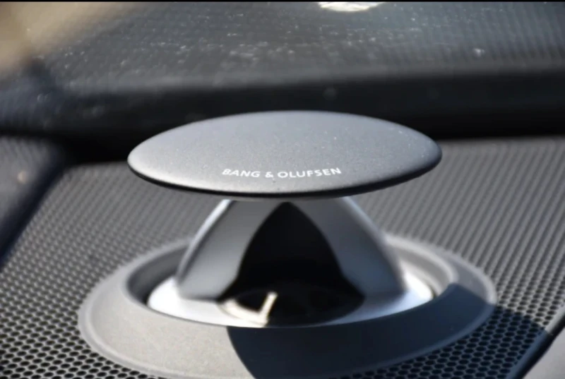 Audi Rs7 MATRIX* 360* B&O* ОБДУХВАНЕ* ВАКУМ* DIS* 600Hp* FU, снимка 9 - Автомобили и джипове - 52637369