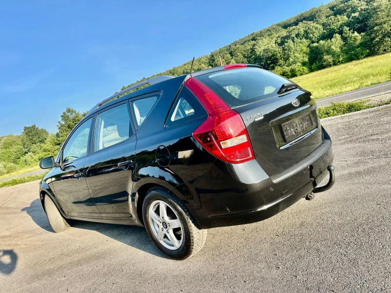 Kia Ceed 1.6CRDI* REALNI KM* , снимка 4 - Автомобили и джипове - 50011882