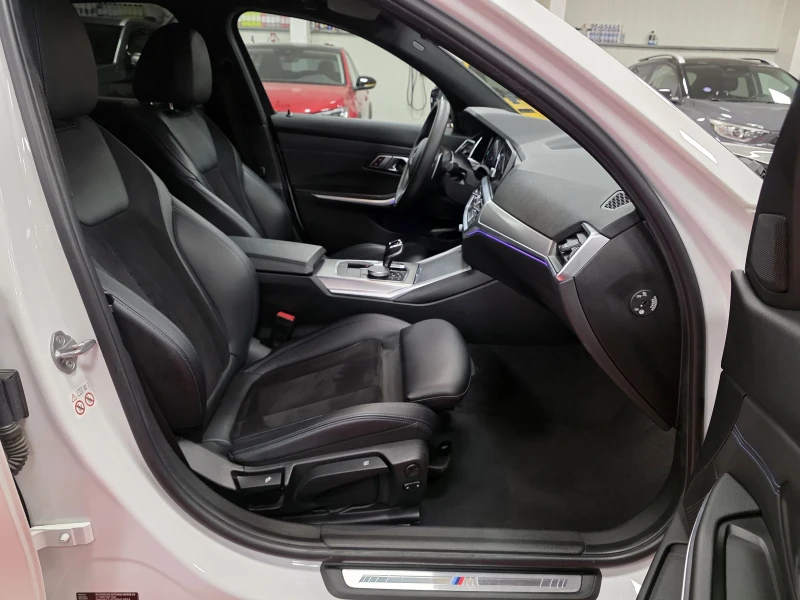 BMW 320 КОЛЕДНА ПРОМОЦИЯ! | X-Drive | Пълна история | ТОП, снимка 8 - Автомобили и джипове - 52618660