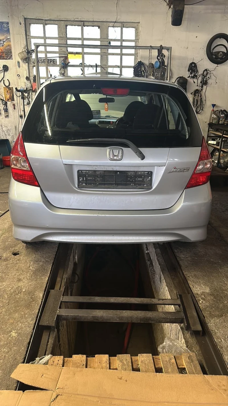 Honda Jazz, снимка 12 - Автомобили и джипове - 53399934