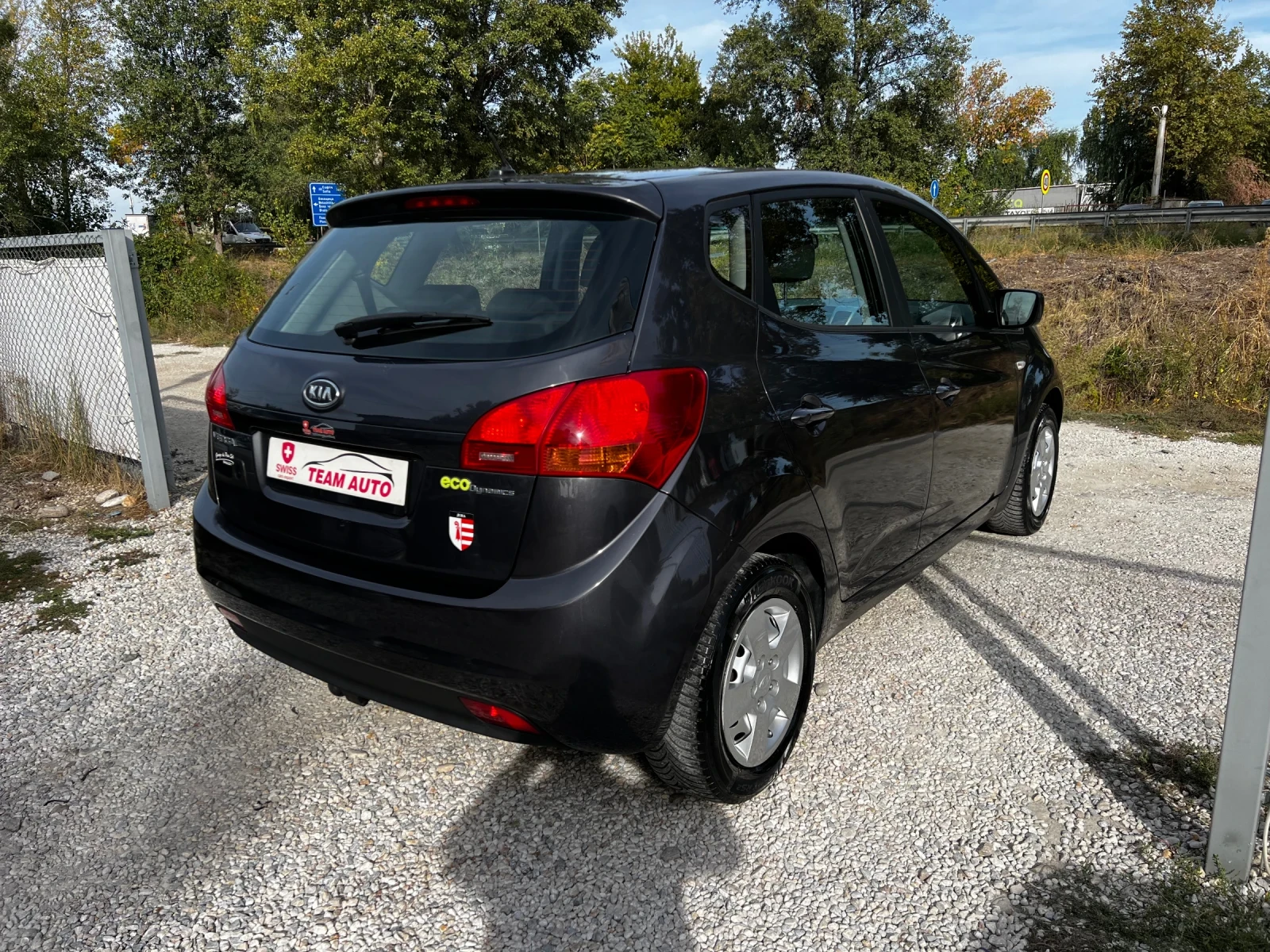 Kia Venga 1.6 CRDI 6-SPEED SWISS EDITION - изображение 5