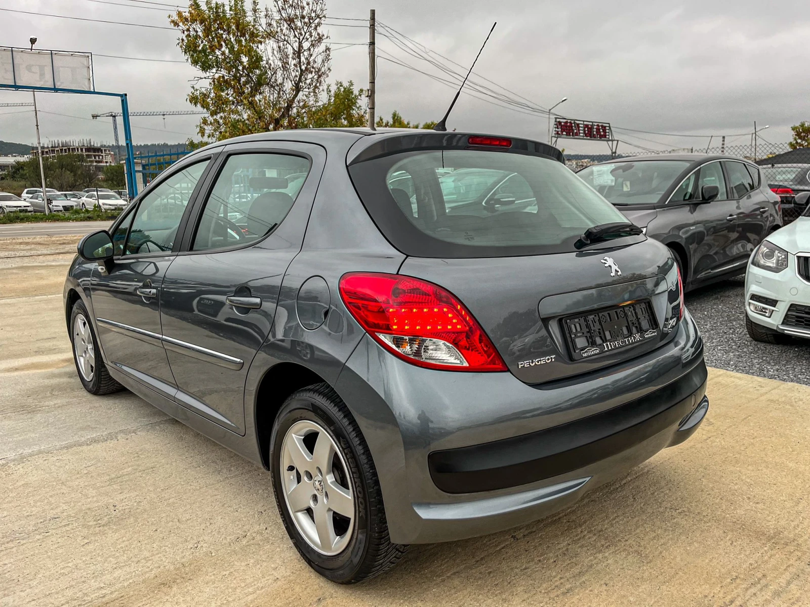 Peugeot 207 1.4i - GAZ - изображение 7