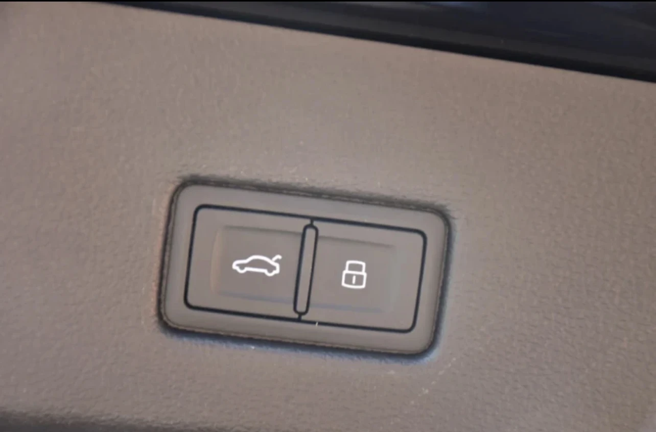 Audi Rs7 MATRIX* 360* B&O* ОБДУХВАНЕ* ВАКУМ* DIS* 600Hp* FU | Mobile.bg — изображение 11