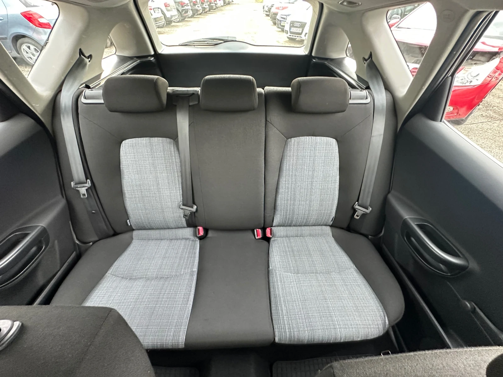 Kia Ceed 1.6CRDI* REALNI KM*  | Mobile.bg   11