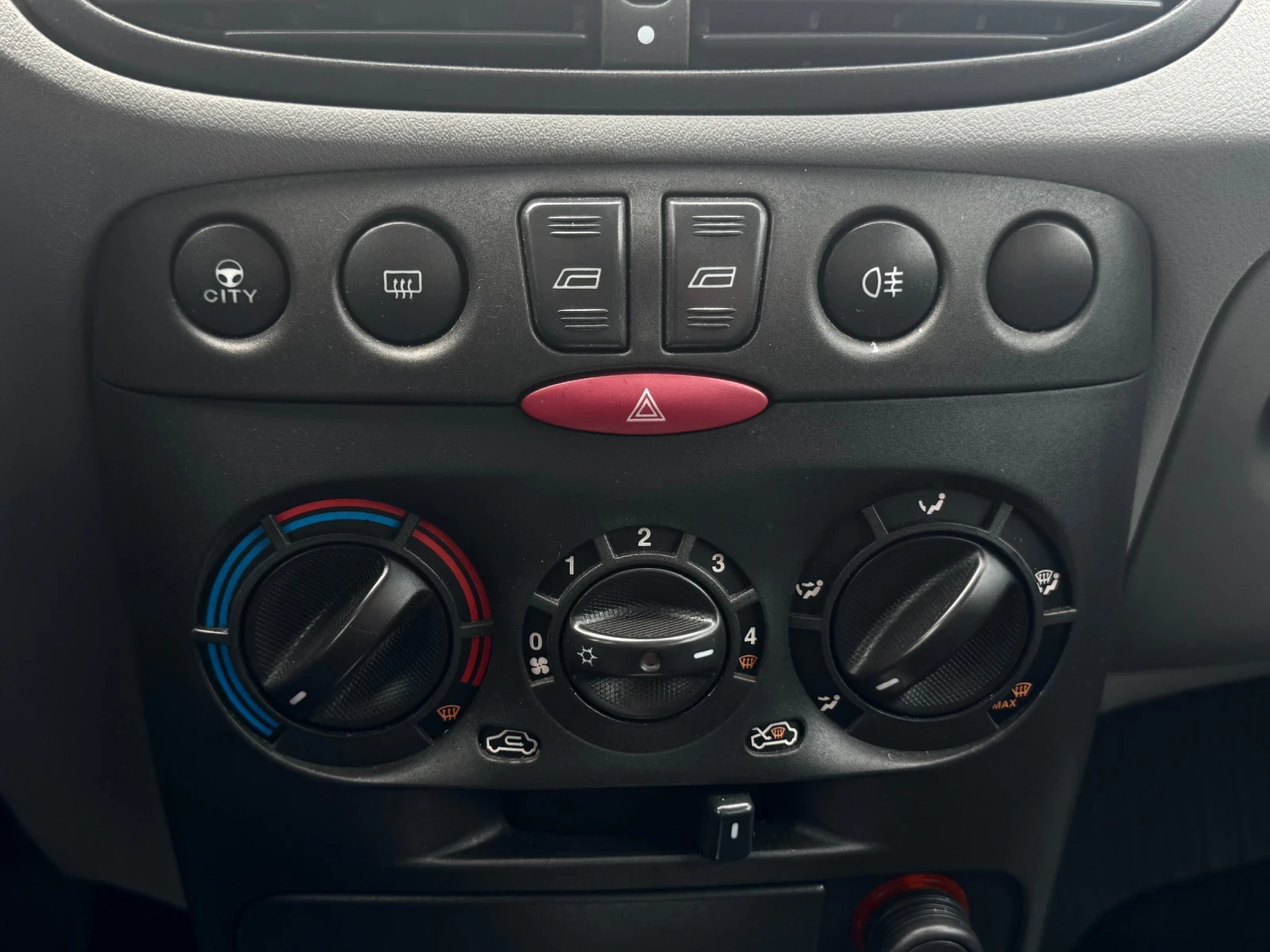 Fiat Punto  /  / 136000 | Mobile.bg   13