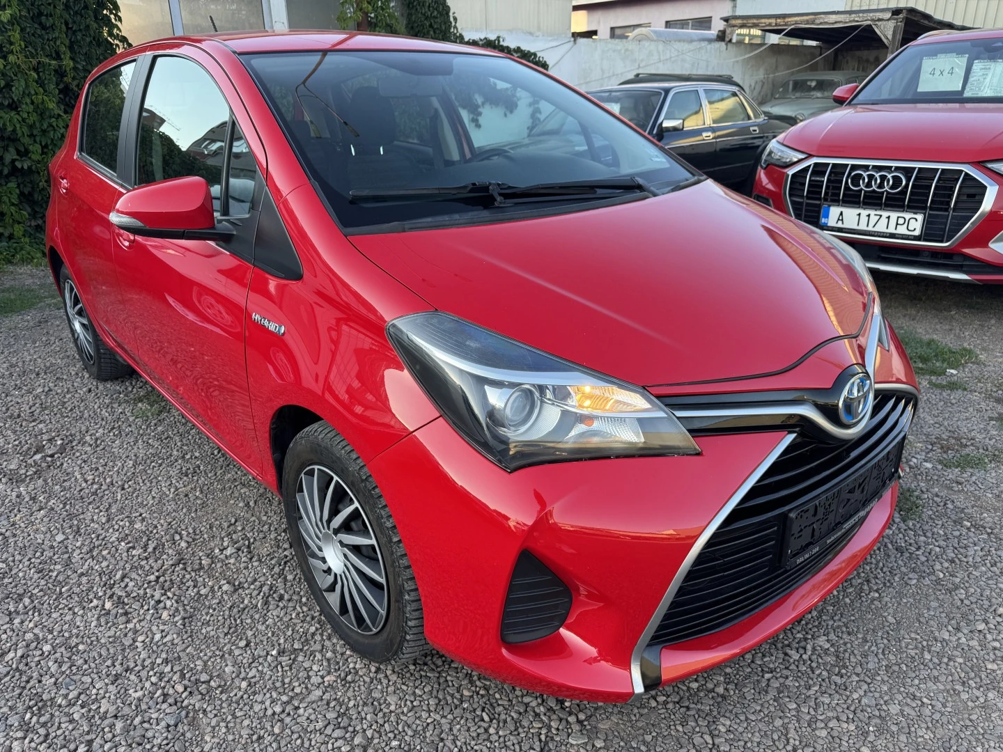 Toyota Yaris 1.5i Hybrid, Автомат, Сервизна история - изображение 9