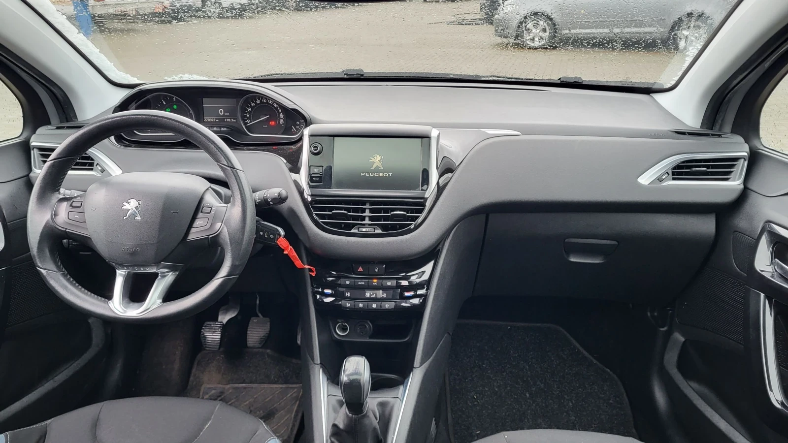 Peugeot 208 1.6HDI-ALLURE | Mobile.bg � ����������� 7