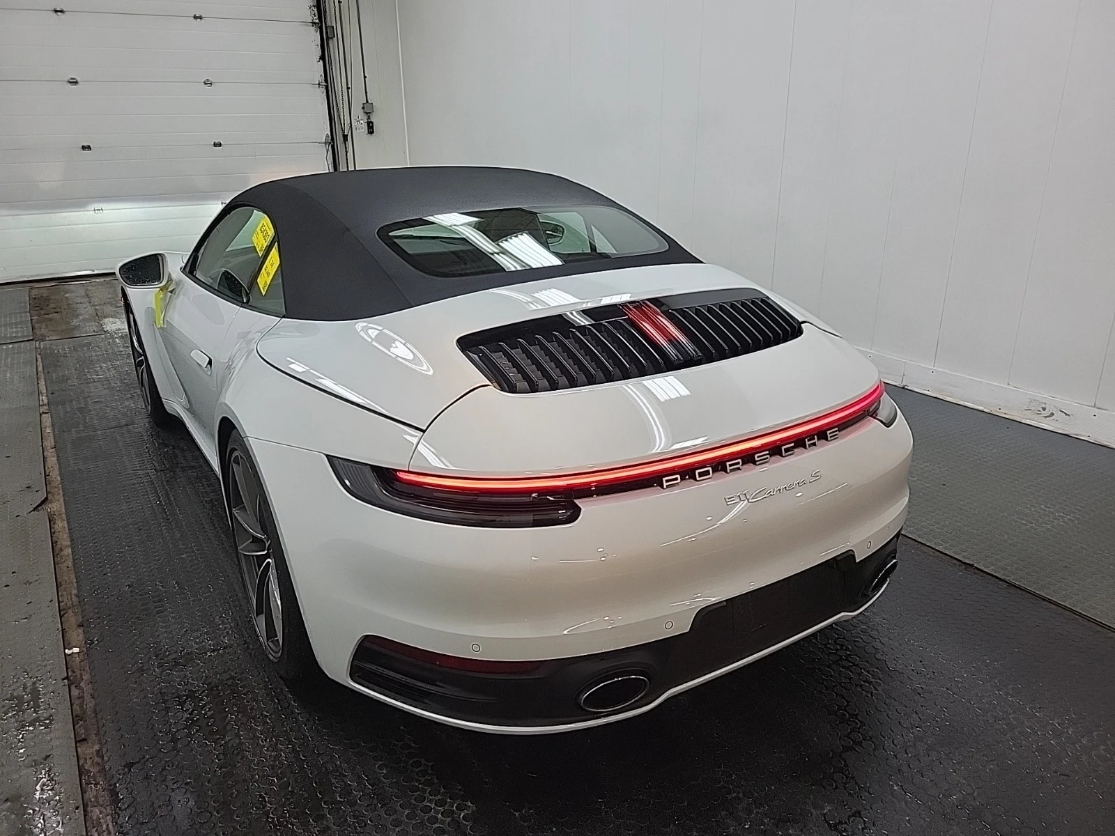 Porsche 911 3L 6cyl Rear Wheel Drive - изображение 4