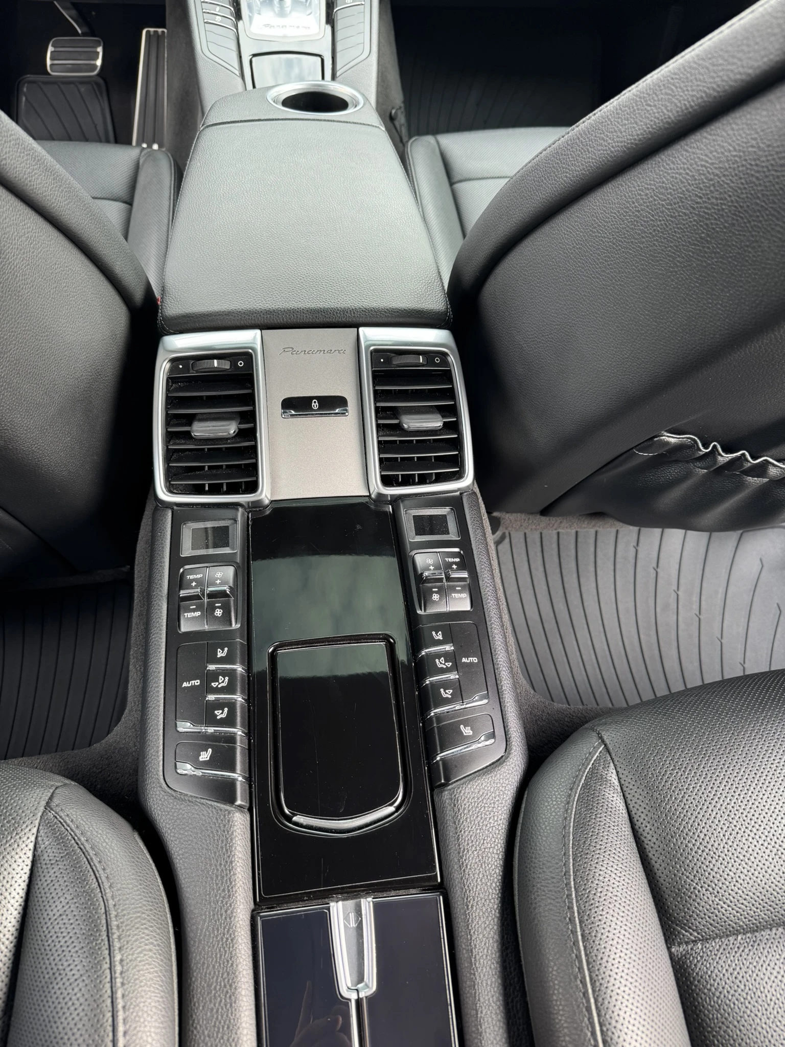 Porsche Panamera 3.6 360 Soft-Close, снимка 12 - Автомобили и джипове - 53726579