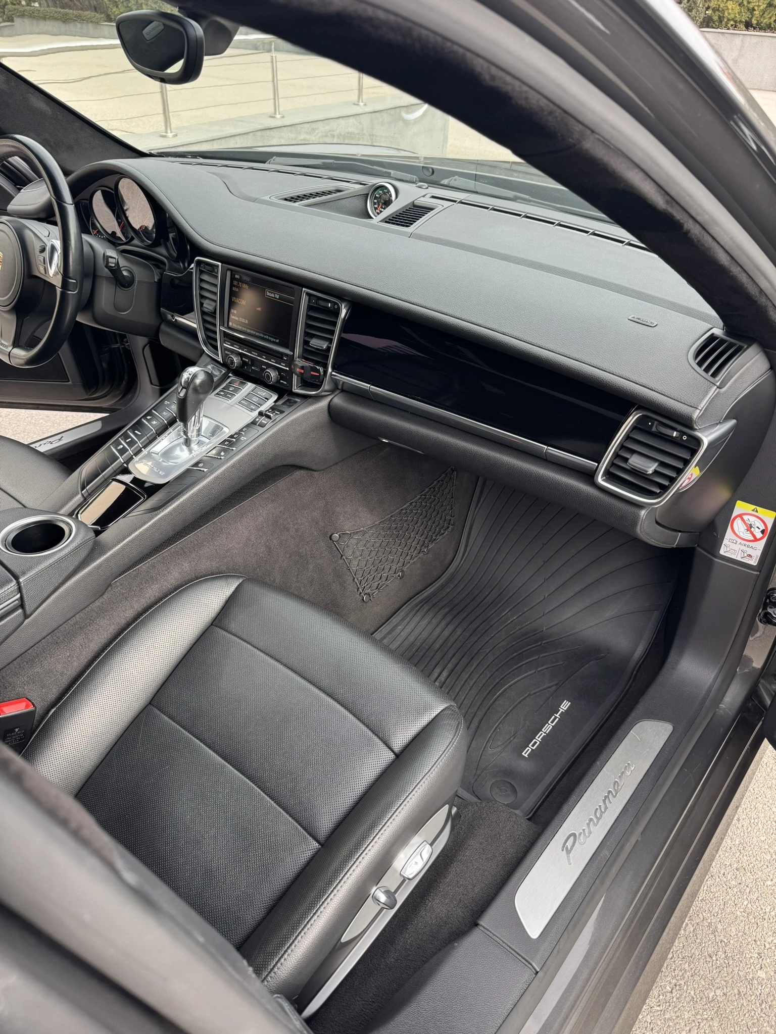 Porsche Panamera 3.6 360 Soft-Close, снимка 16 - Автомобили и джипове - 53726579