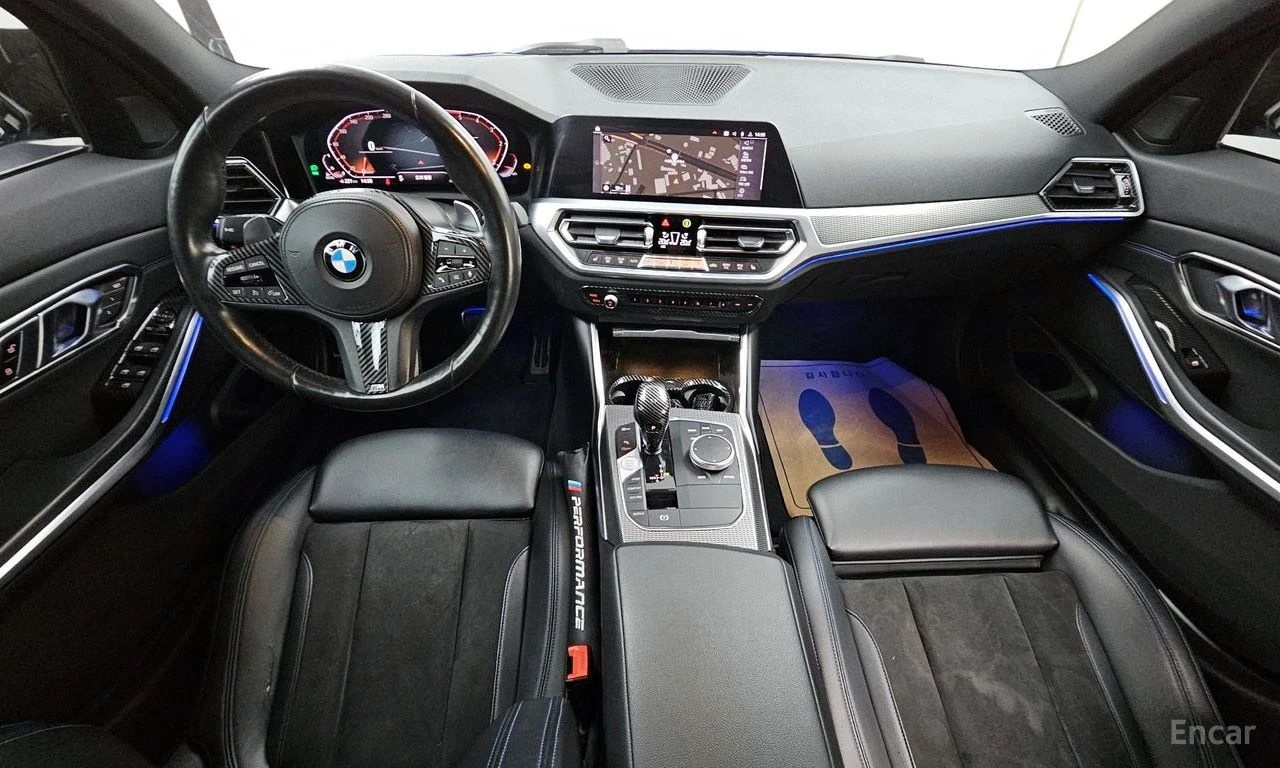 BMW 320 d M Sport* HEAD-UP* CARBON* КАМЕРА* ПОДГРЕВ* , снимка 8 - Автомобили и джипове - 54909973