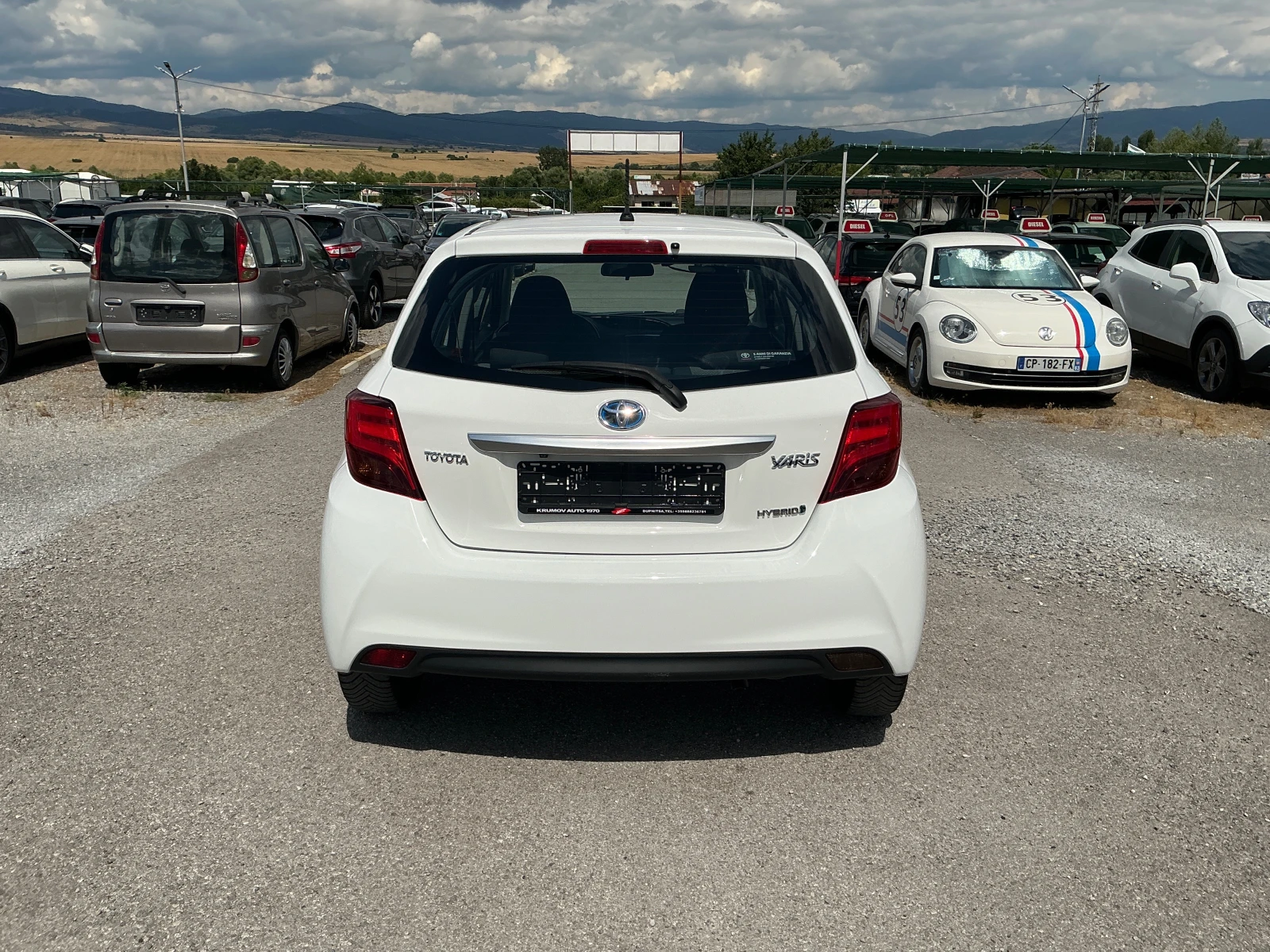 Toyota Yaris 1.5 HYBRID, снимка 7 - Автомобили и джипове - 55182310