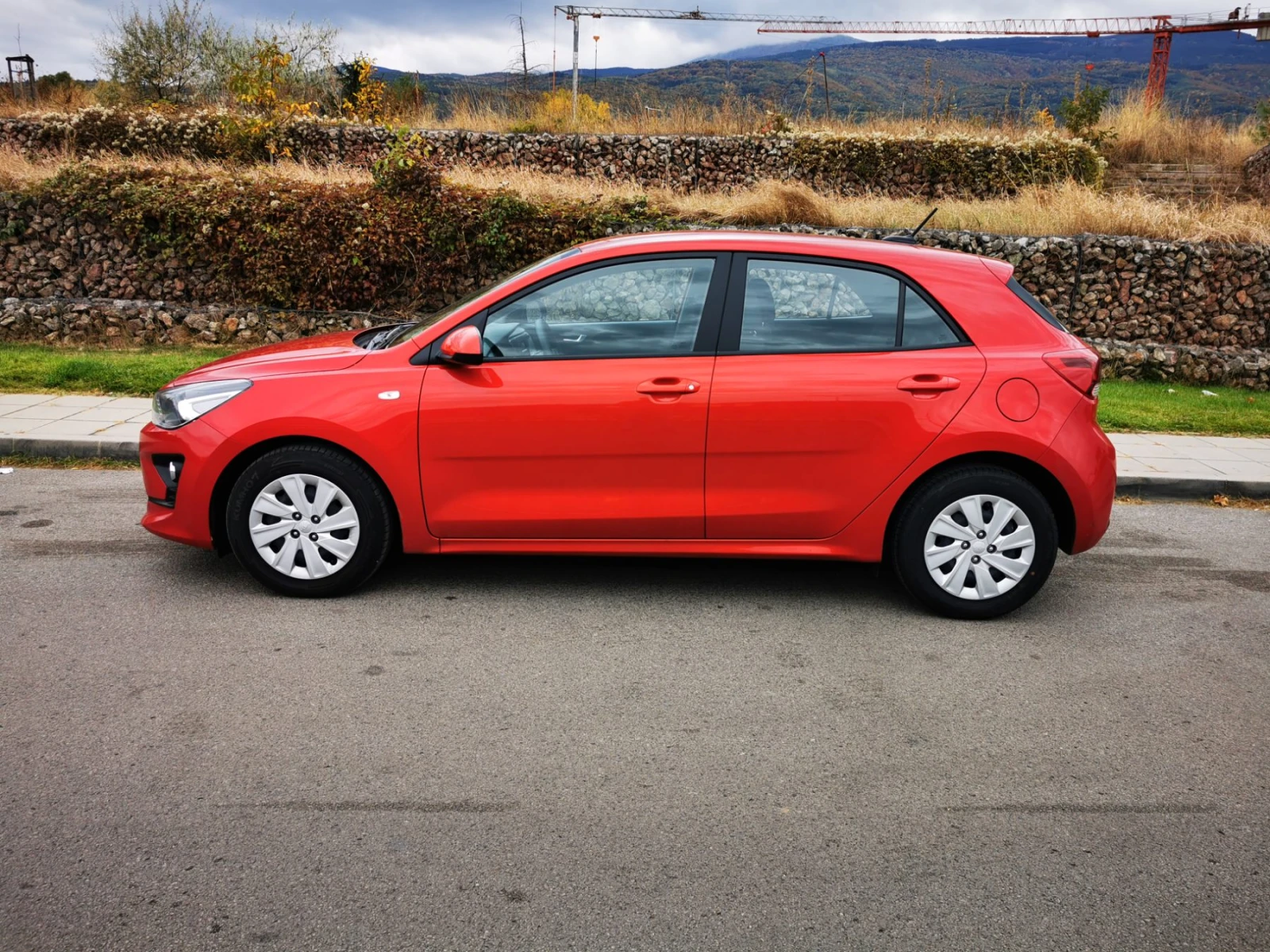Kia Rio 1890Евро за получаване, 1.0 T-GDI автоматик-DCT7, снимка 9 - Автомобили и джипове - 55182745