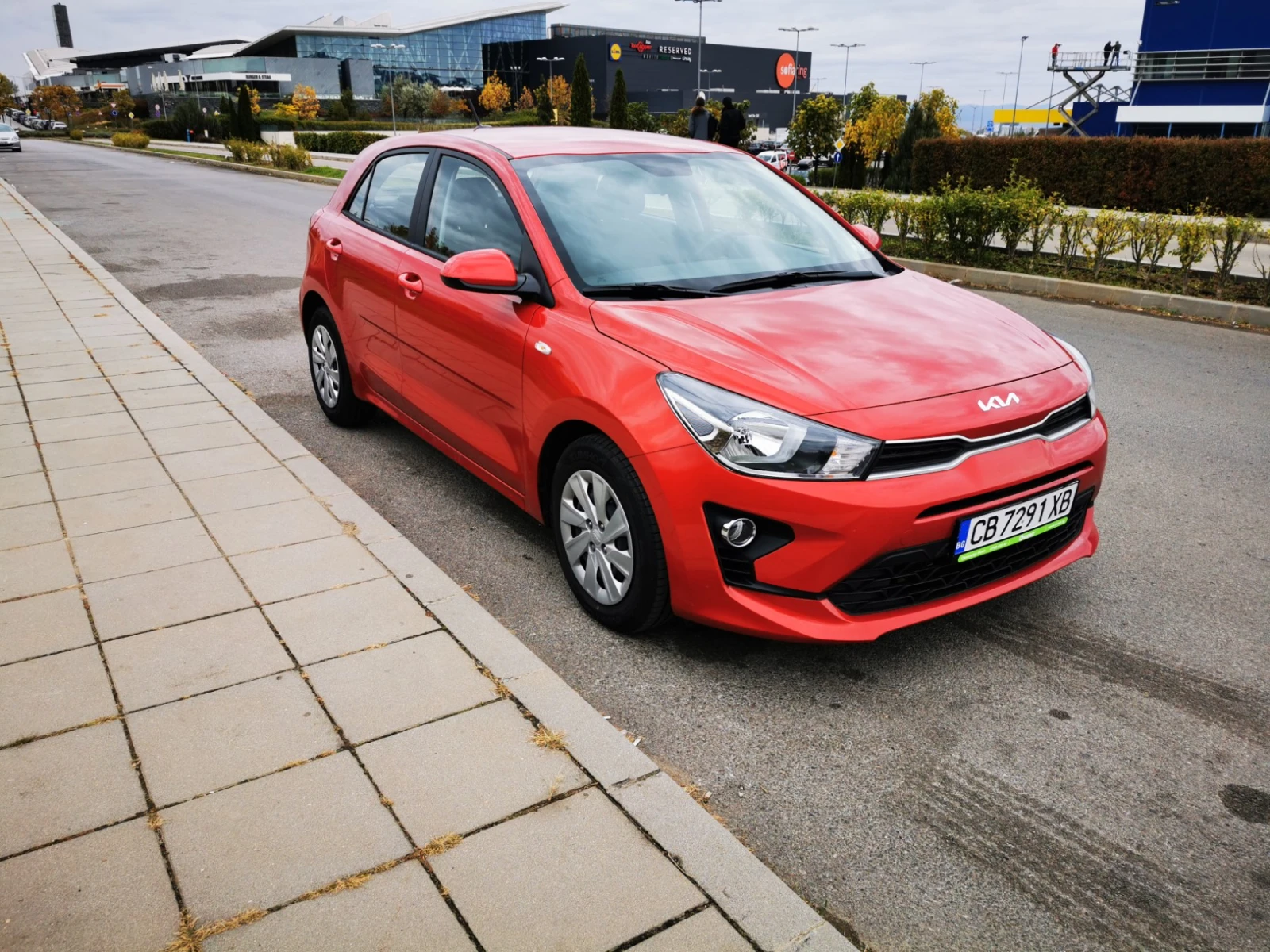Kia Rio 1890Евро за получаване, 1.0 T-GDI автоматик-DCT7, снимка 3 - Автомобили и джипове - 55182745