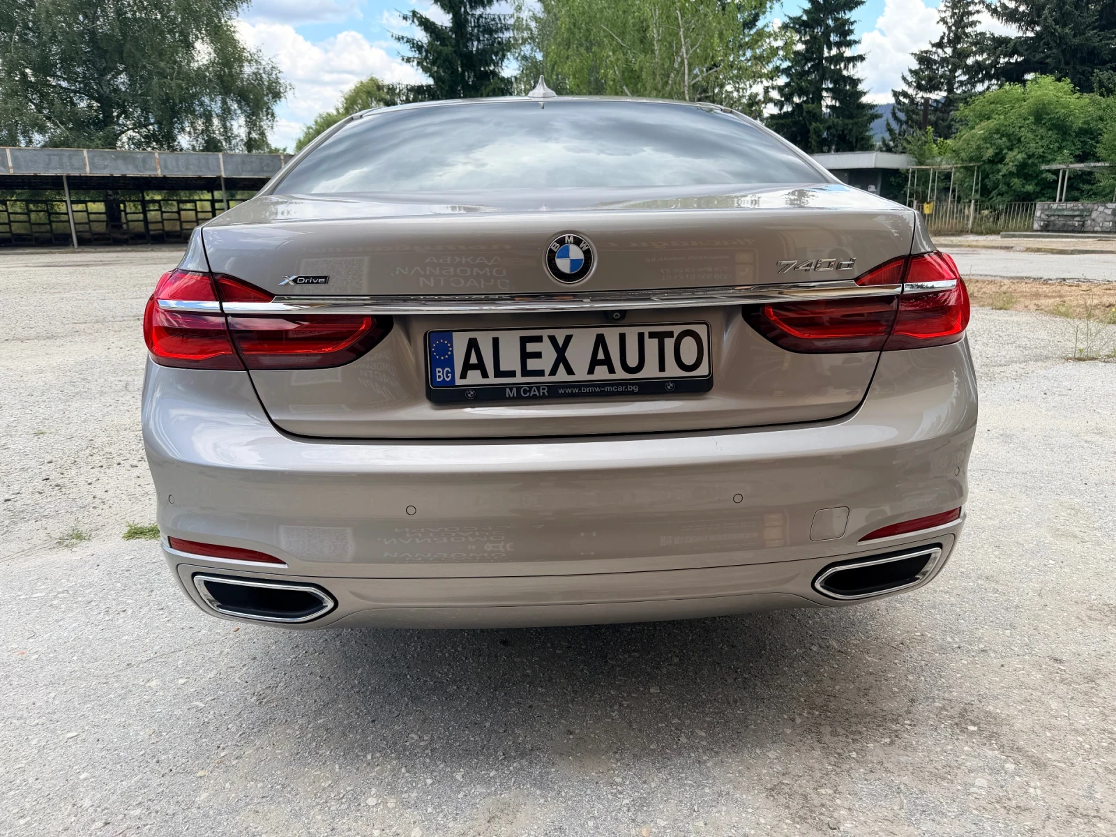 BMW 740 xDrive/ДоказуемПробег/Първи собственик/FULL, снимка 7 - Автомобили и джипове - 55187961