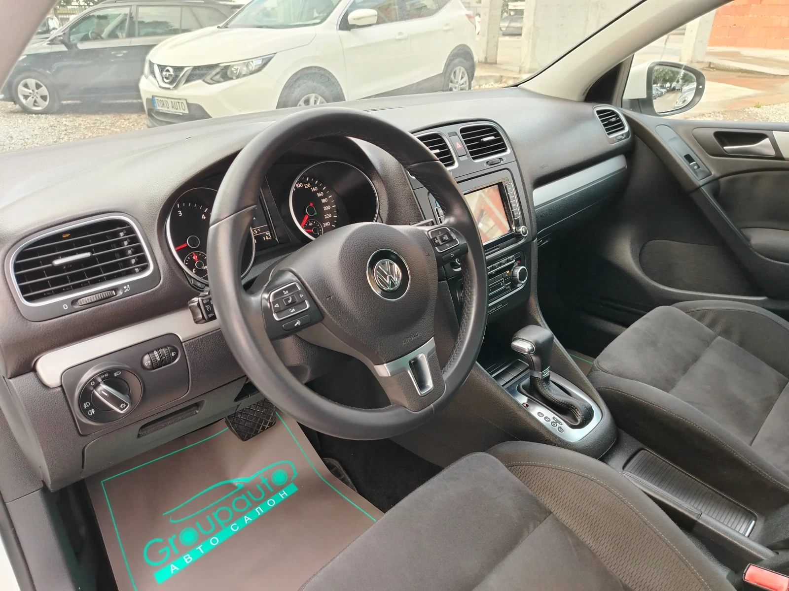 VW Golf R-LINE/АВТОМАТИК/НАВИГАЦИЯ/КЛИМАТРОНИК!!! , снимка 9 - Автомобили и джипове - 55269844