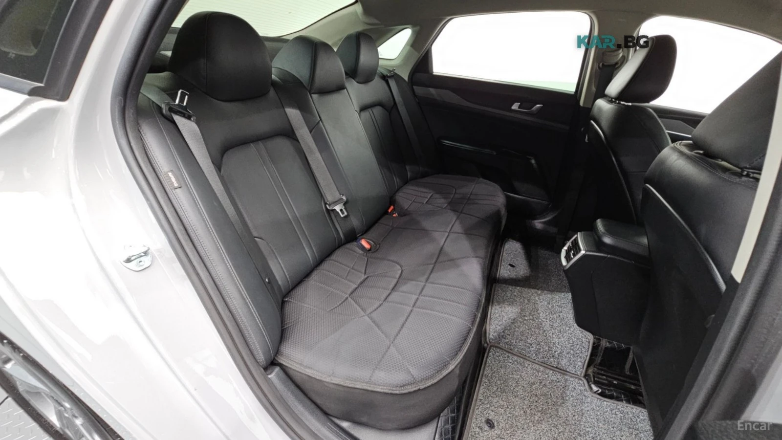Kia K5 TRENDY* 2.0* LPG* КАМЕРА* ПОДГРЕВ* KEYLESS* , снимка 9 - Автомобили и джипове - 55702633
