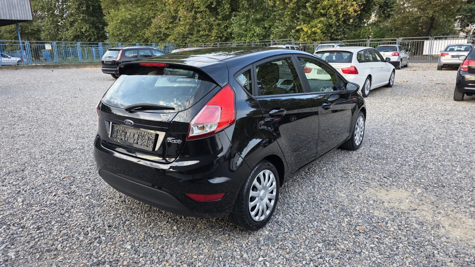 Ford Fiesta, снимка 5 - Автомобили и джипове - 56111363
