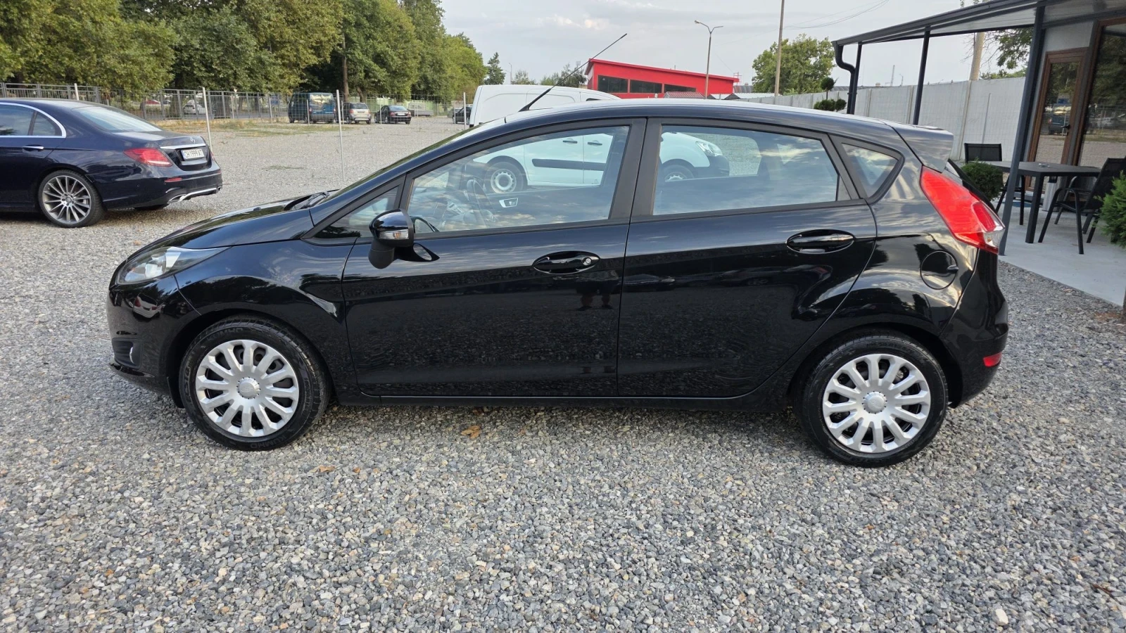 Ford Fiesta, снимка 8 - Автомобили и джипове - 56111363