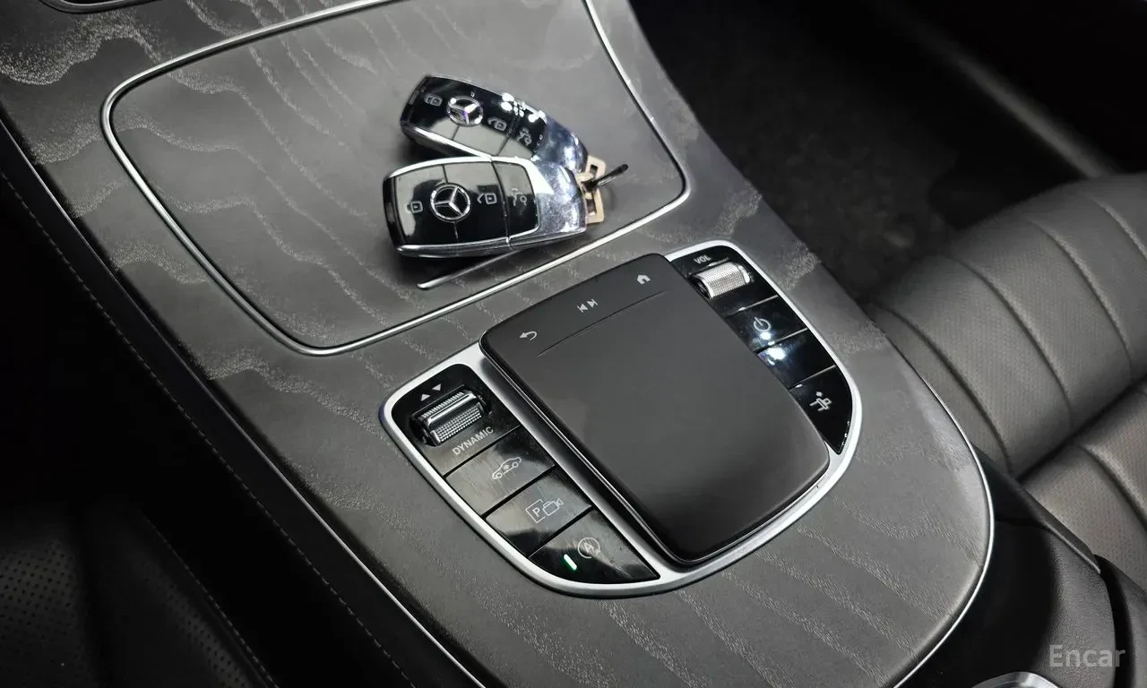 Mercedes-Benz E 450 AMG* LINE* COUPE* 4MATIC* BURMESTER* ОБДУХВАНЕ* ДИ, снимка 12 - Автомобили и джипове - 56318876