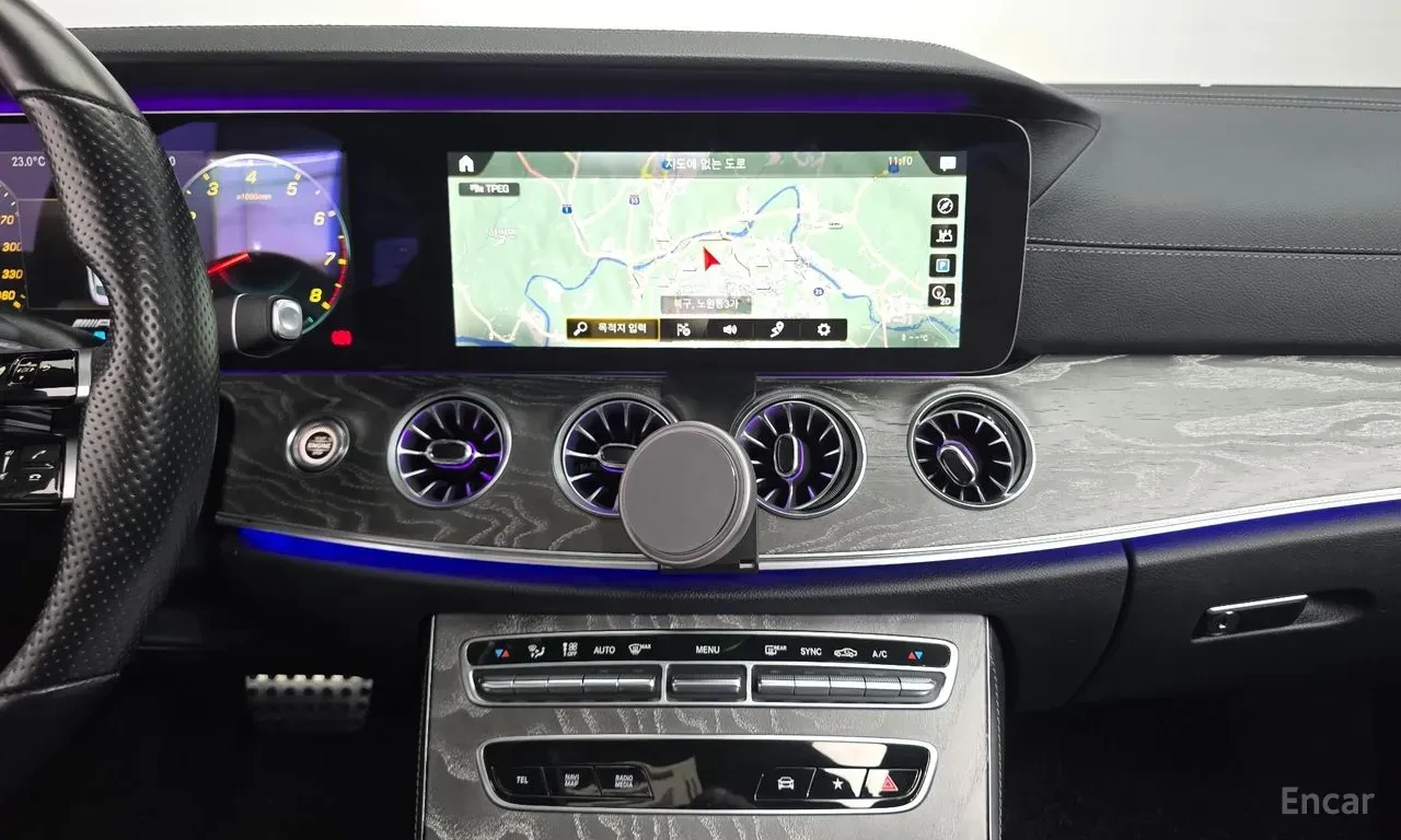Mercedes-Benz E 450 AMG* LINE* COUPE* 4MATIC* BURMESTER* ОБДУХВАНЕ* ДИ, снимка 10 - Автомобили и джипове - 56318876