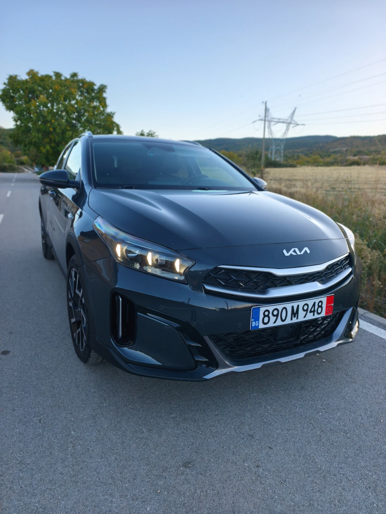 Kia XCeed, снимка 2 - Автомобили и джипове - 56372416