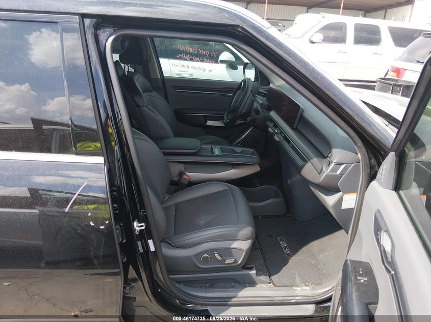 Kia EV9 Light Long Range RWD, снимка 5 - Автомобили и джипове - 56405497