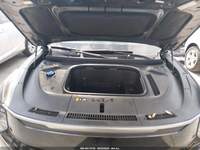 Kia EV9 Light Long Range RWD, снимка 10 - Автомобили и джипове - 56405497