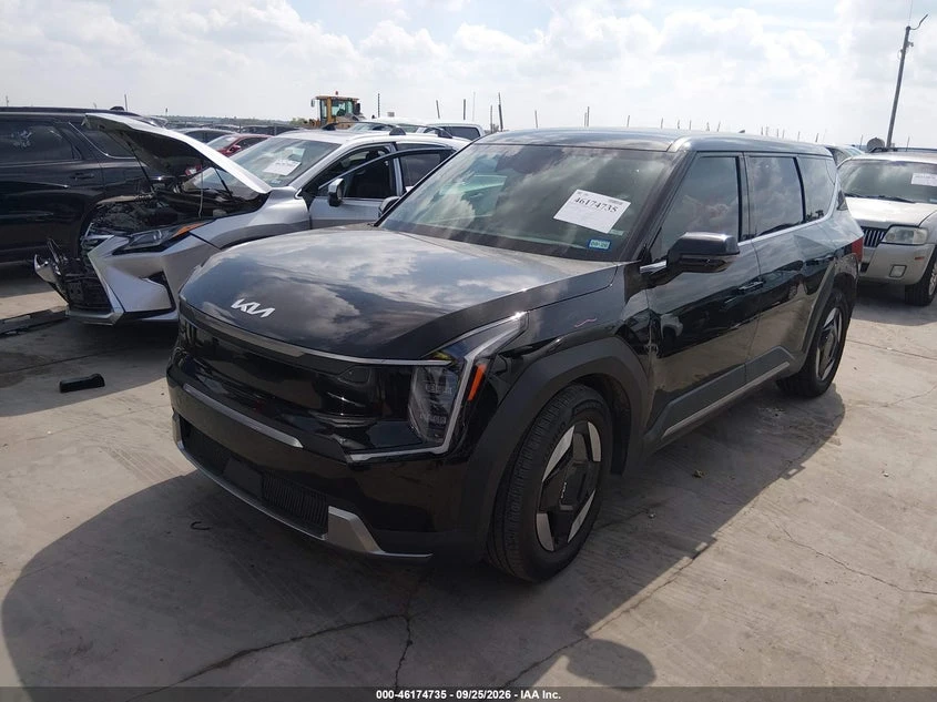 Kia EV9 Light Long Range RWD, снимка 2 - Автомобили и джипове - 56405497