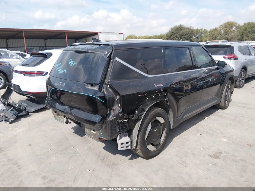 Kia EV9 Light Long Range RWD, снимка 4 - Автомобили и джипове - 56405497