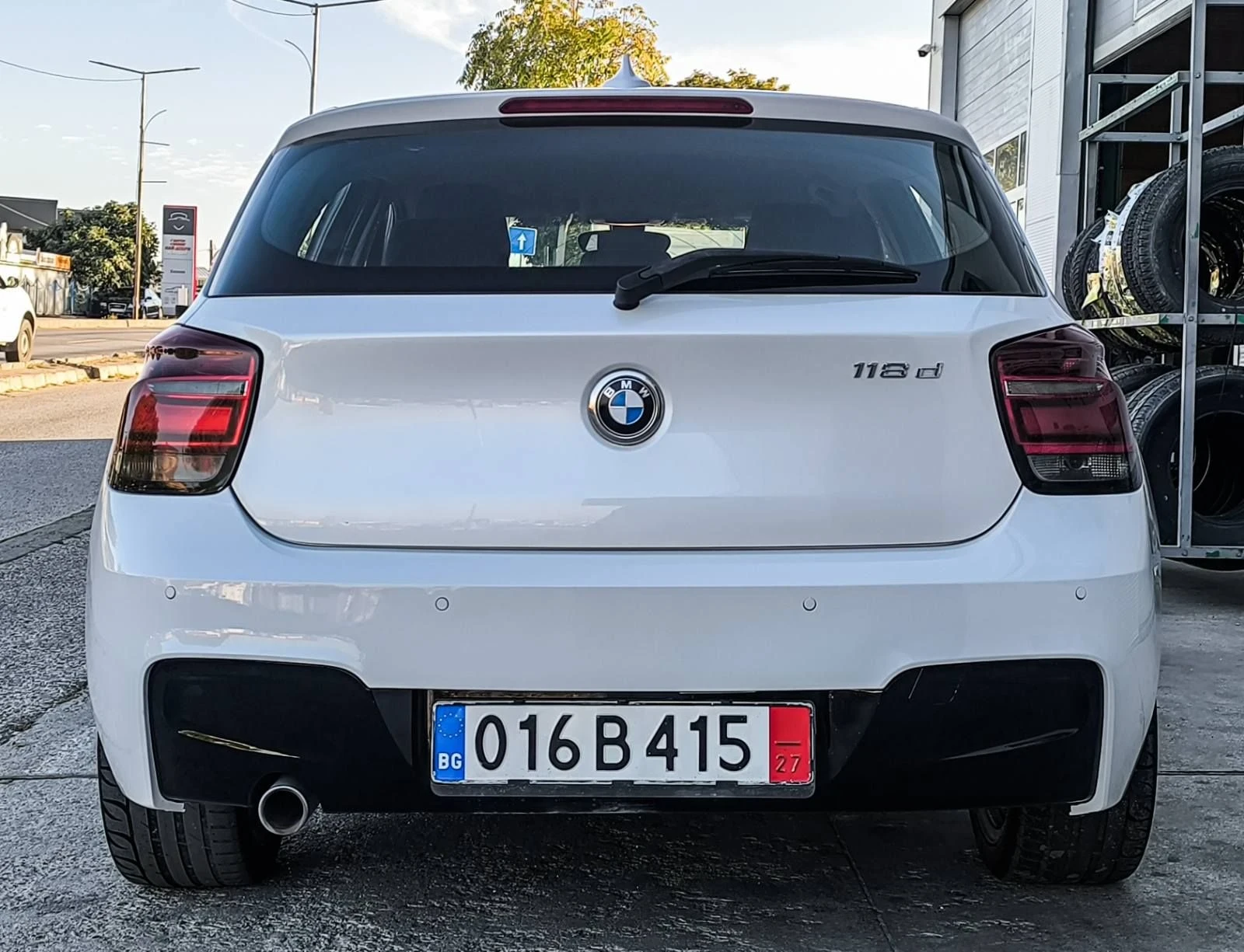 BMW 118 D M Paket, снимка 4 - Автомобили и джипове - 56409361
