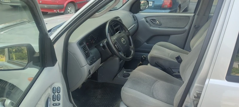 Mazda Tribute 2.0 климатик, снимка 7 - Автомобили и джипове - 48878878