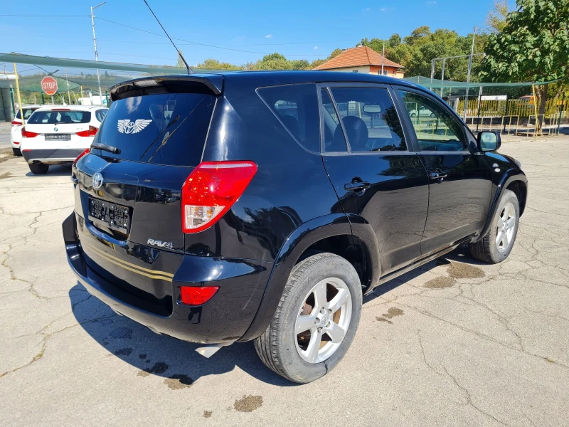 Toyota Rav4 2.2d4d, снимка 5 - Автомобили и джипове - 48555419