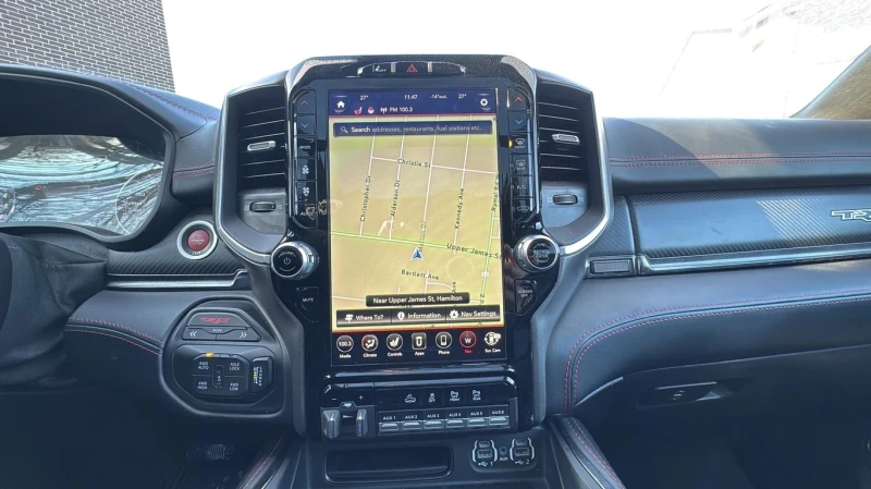 Dodge RAM 1500 / TRX / DISTRONIC / 360 / PANO / CARFAX, снимка 10 - Автомобили и джипове - 53237226