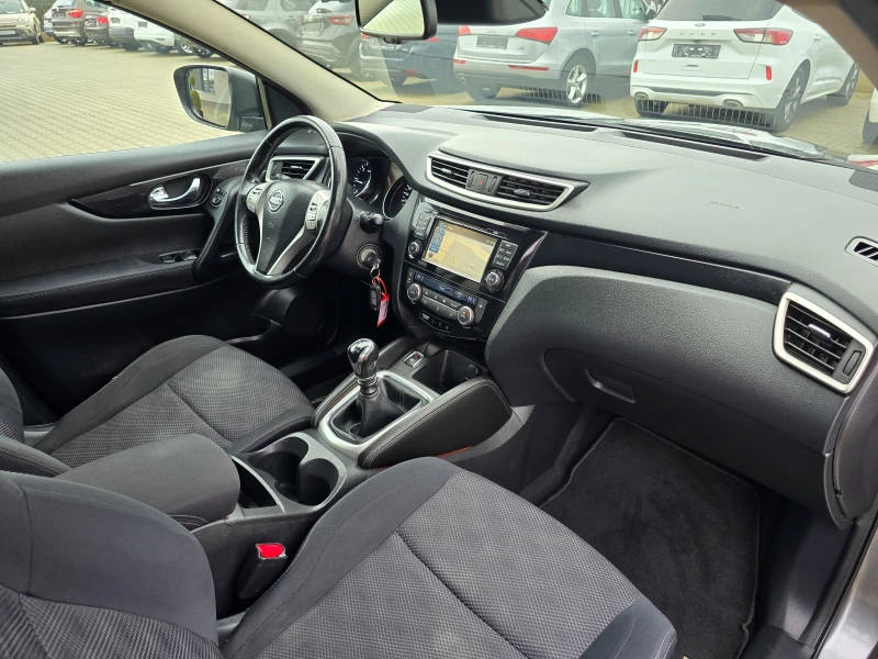 Nissan Qashqai 1.5DCI, Нави, Камера, 122130км., Евро 6!, снимка 12 - Автомобили и джипове - 53292089