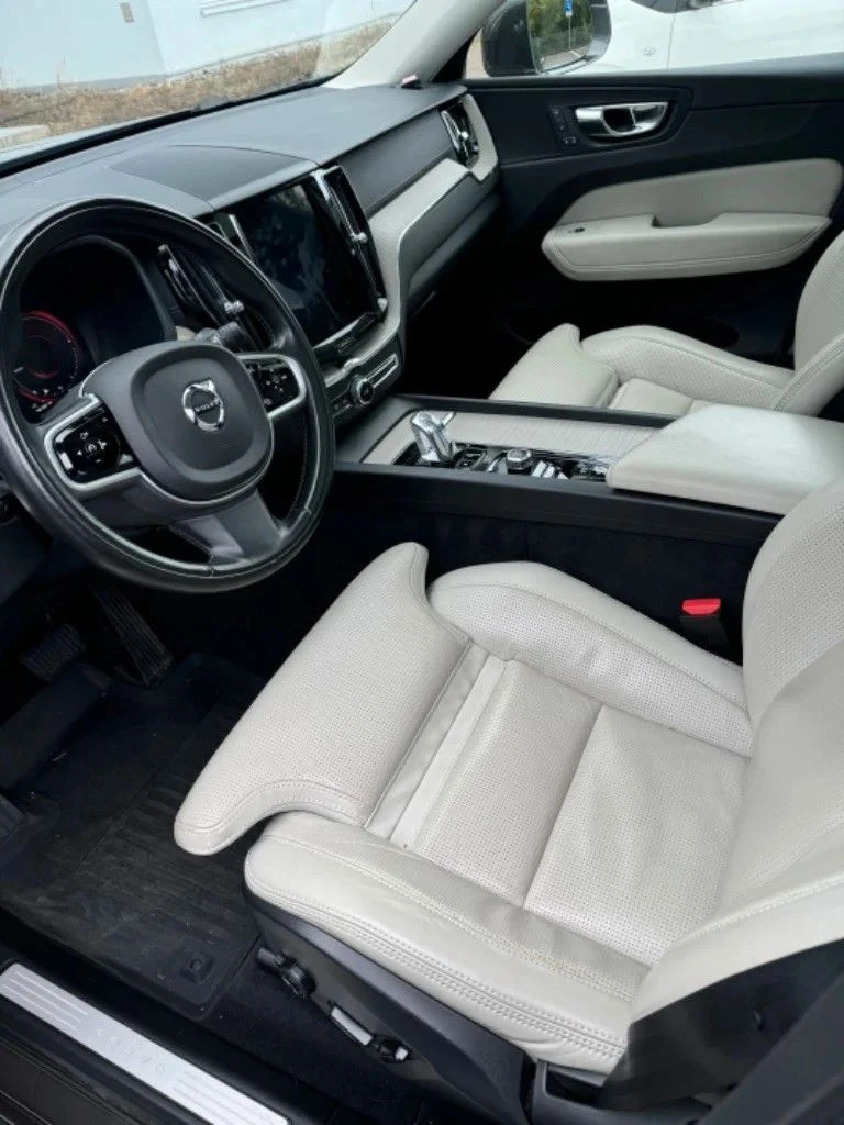 Volvo XC60 T8 Inscription Plug-in, снимка 8 - Автомобили и джипове - 49472556