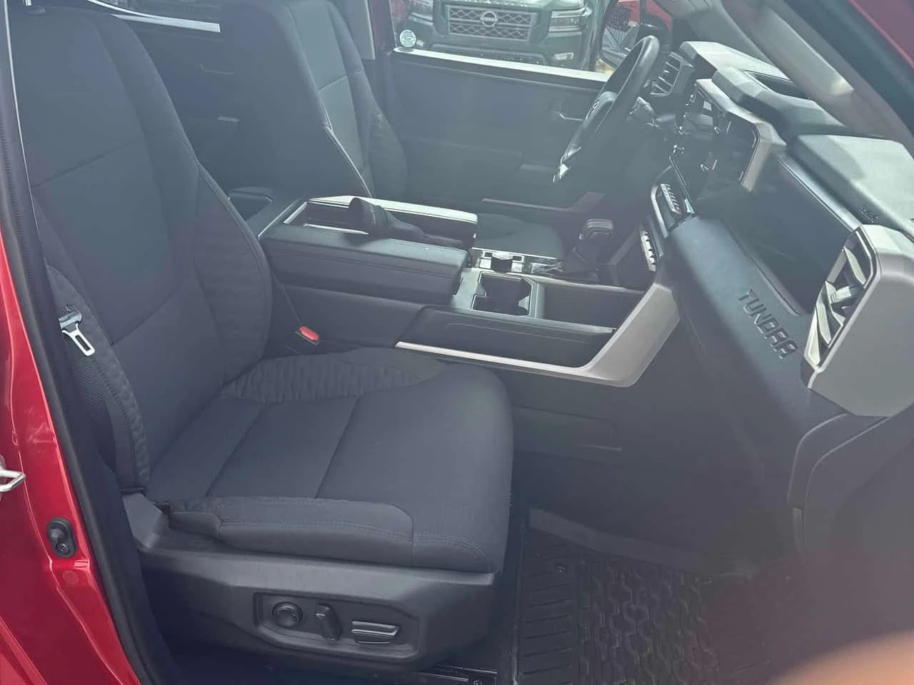 Toyota Tundra * SR * ПОДГРЕВ* KEYLES* , снимка 13 - Автомобили и джипове - 54002298