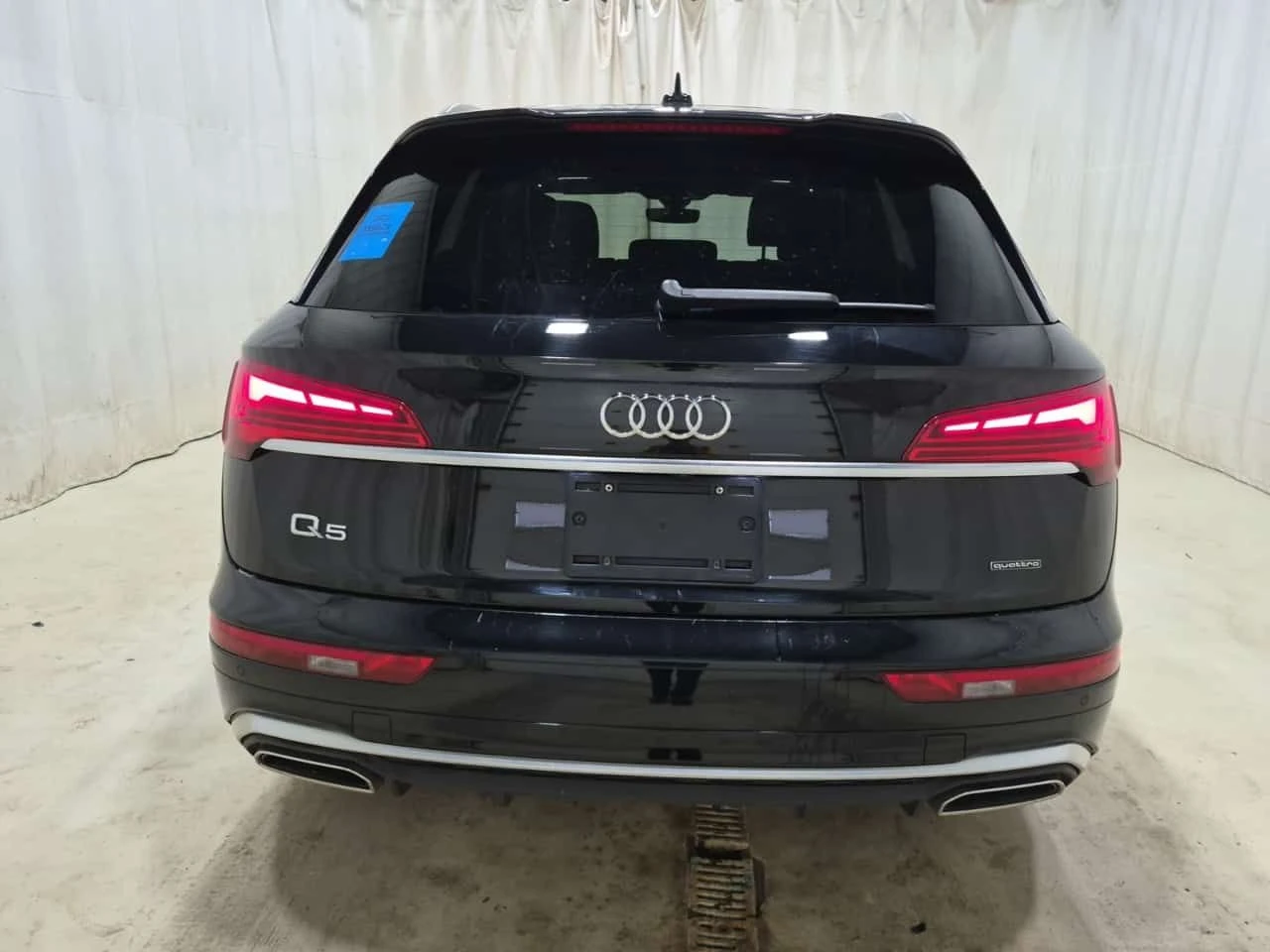 Audi Q5 TECHNIK/ПОДГРЕВ/ДИСТРОНИК/ПАНО/CARFAX/ФИНАНСИРАНЕ, снимка 4 - Автомобили и джипове - 54974792
