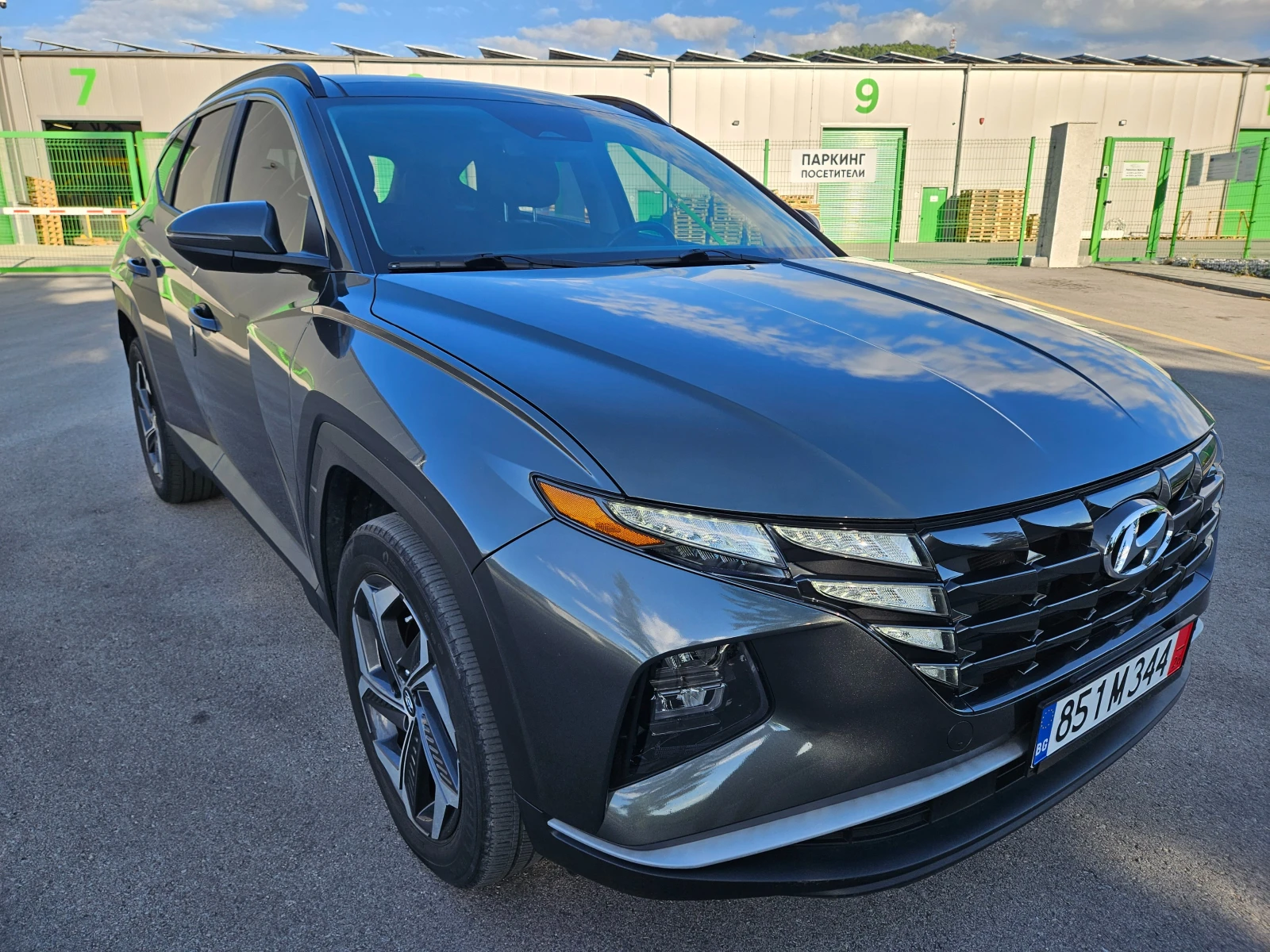 Hyundai Tucson 1.6 ПЕРФЕКТЕН 4x4 хибрид , снимка 2 - Автомобили и джипове - 55289327