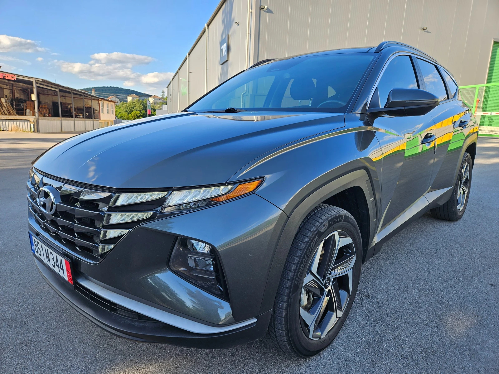 Hyundai Tucson 1.6 ПЕРФЕКТЕН 4x4 хибрид , снимка 8 - Автомобили и джипове - 55289327